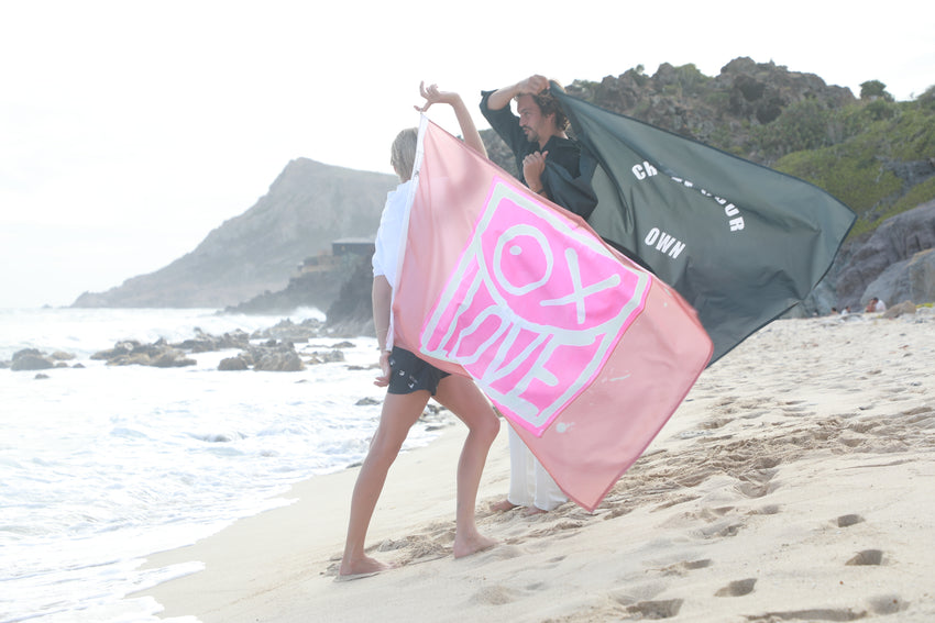 André Saraiva : Pink Love Mr A square Flag